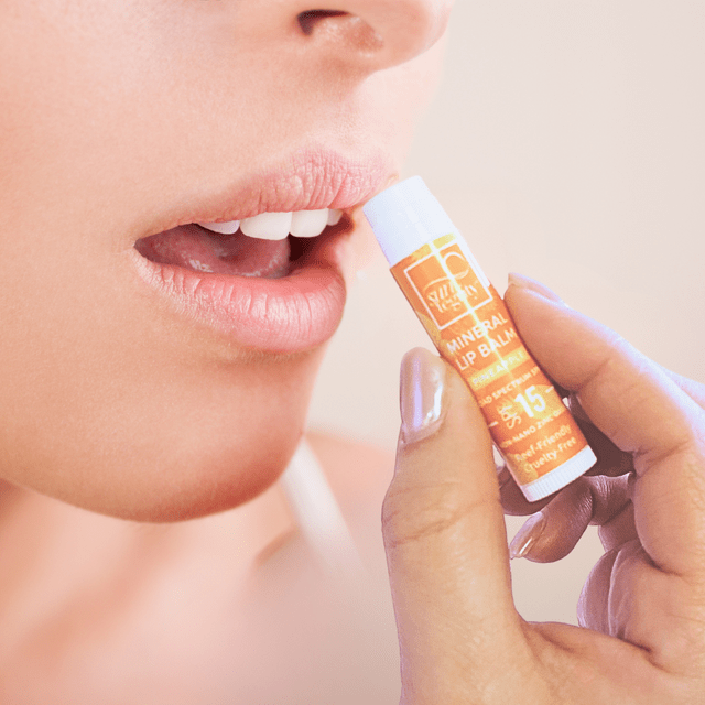 Suntegrity Lip Balm Mineral SPF15 Lip Balm - Pineapple